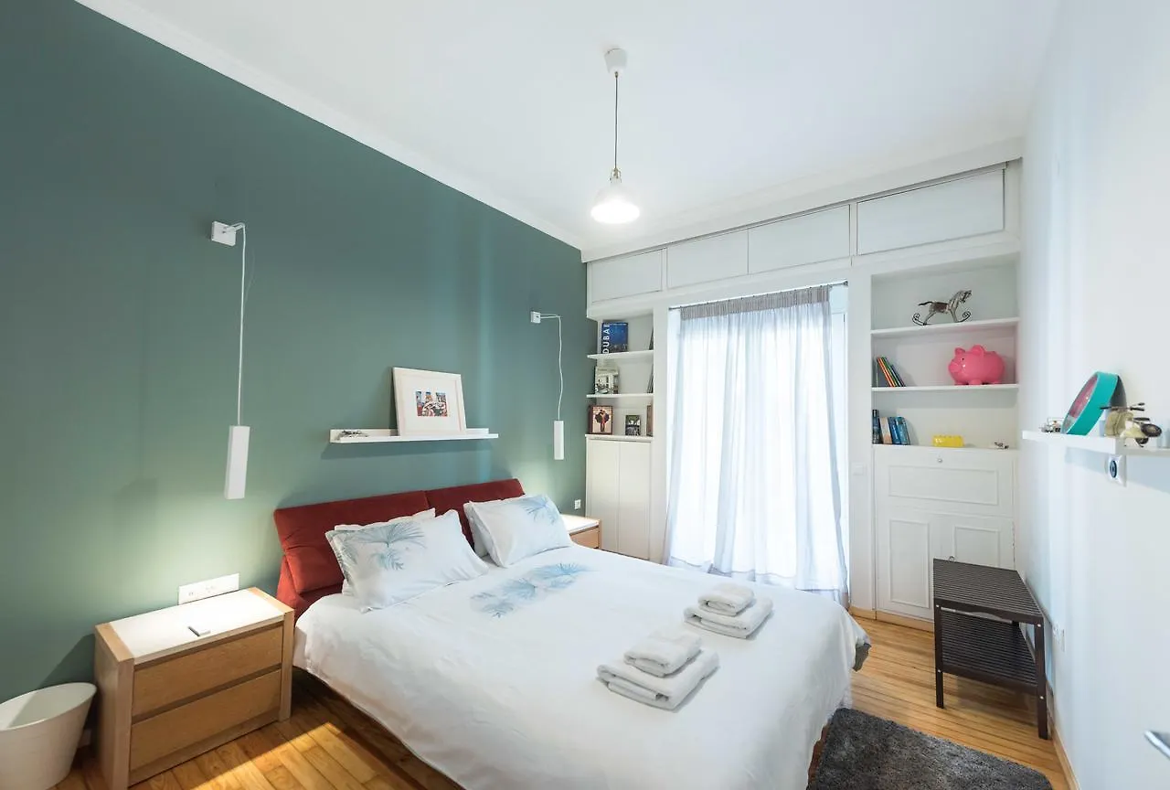 Thessaloniki Seaside Apartment A&B Greece